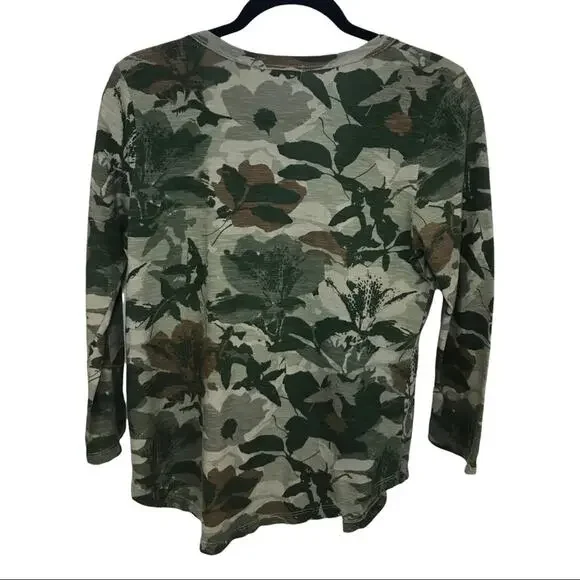 Anthro T.la Soft Cotton Floral Camo Top Vneck Sz XS - Picture 7 of 11